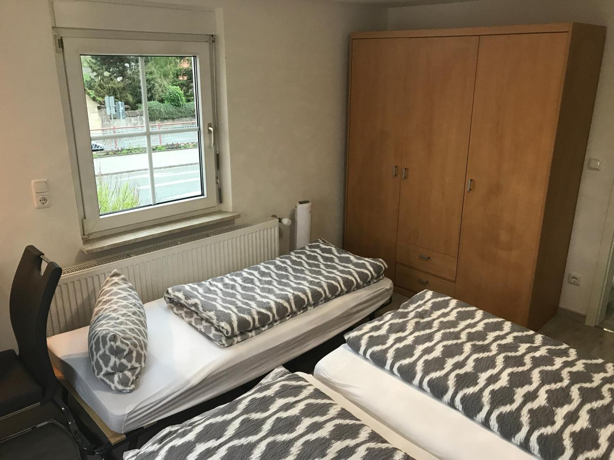 Wendlers Ferienwohnungen #1 #4 #5 #6 Behringersdorf Quarto foto